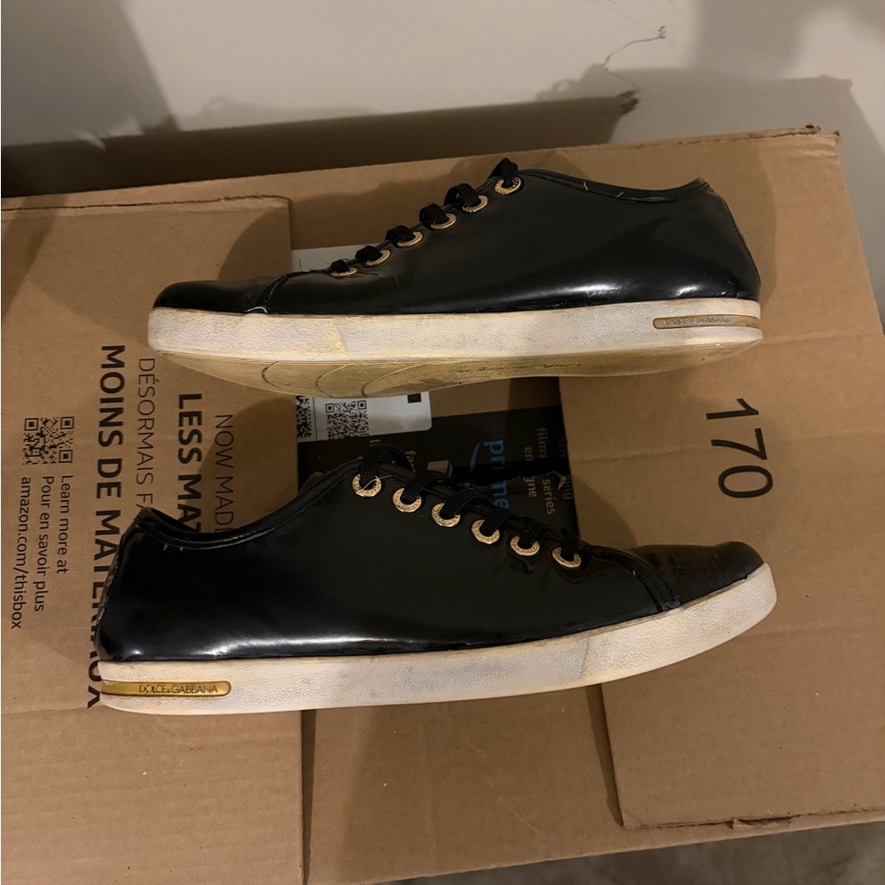 Vintage dolce and gabbana Black Low-Top Leather Sneakers